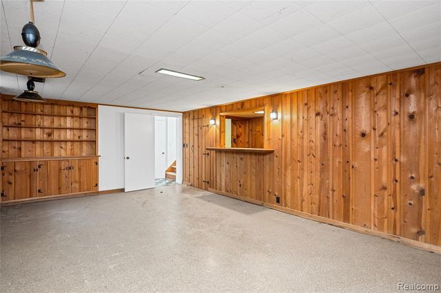 7077 Brookridge Drive, West Bloomfield, MI 48322