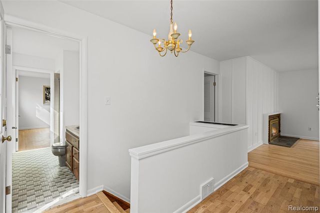 7077 Brookridge Drive, West Bloomfield, MI 48322