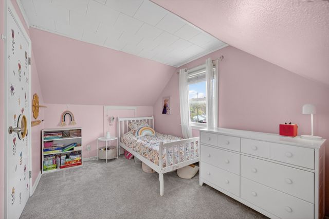 1521 Merle Hay Road, Des Moines, IA 50311