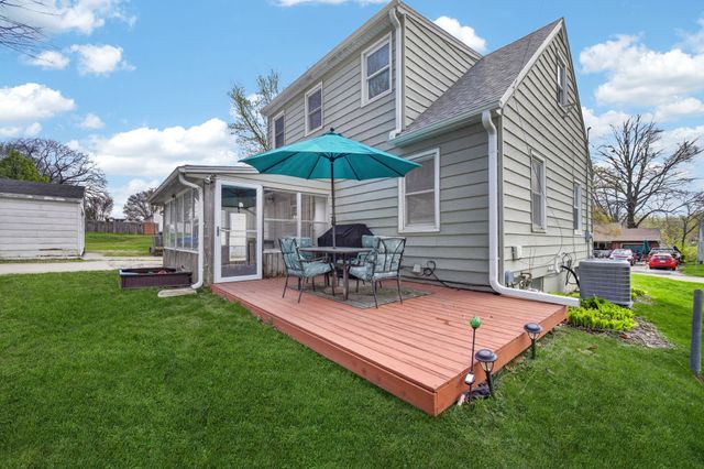 1521 Merle Hay Road, Des Moines, IA 50311