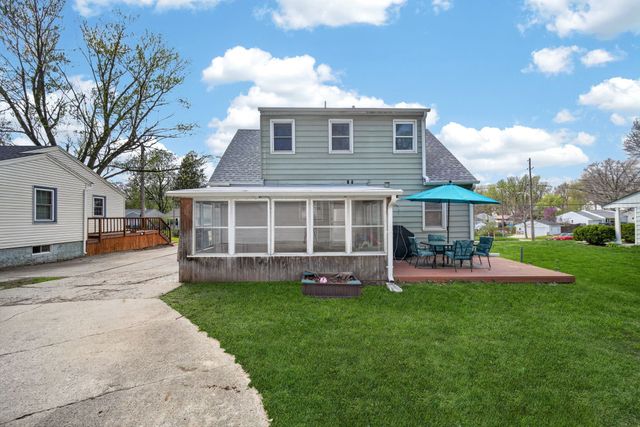 1521 Merle Hay Road, Des Moines, IA 50311