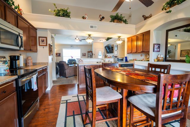 1605 Bobby Nichols Dr, Cookeville, TN 38506