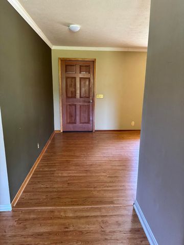 120 Brentwood Drive, Dickson, TN 37055