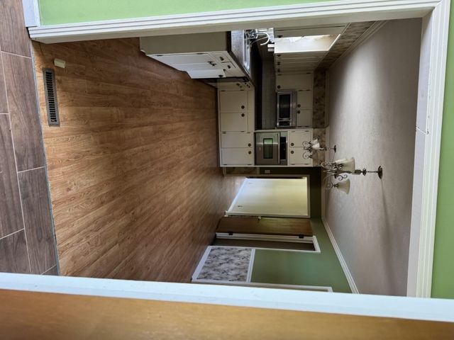 120 Brentwood Drive, Dickson, TN 37055