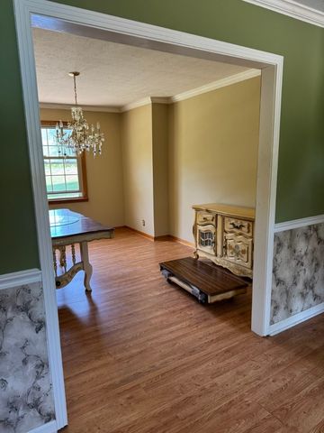 120 Brentwood Drive, Dickson, TN 37055
