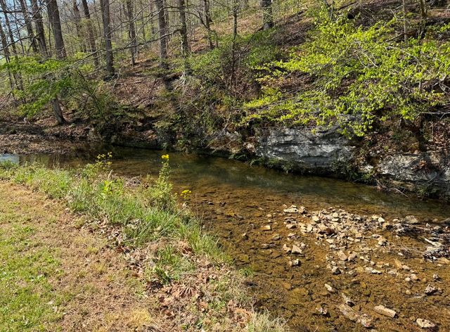 120 Brentwood Drive, Dickson, TN 37055