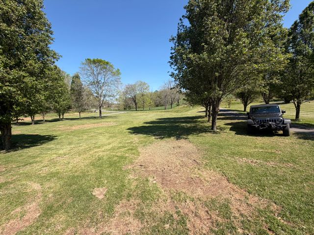 120 Brentwood Drive, Dickson, TN 37055