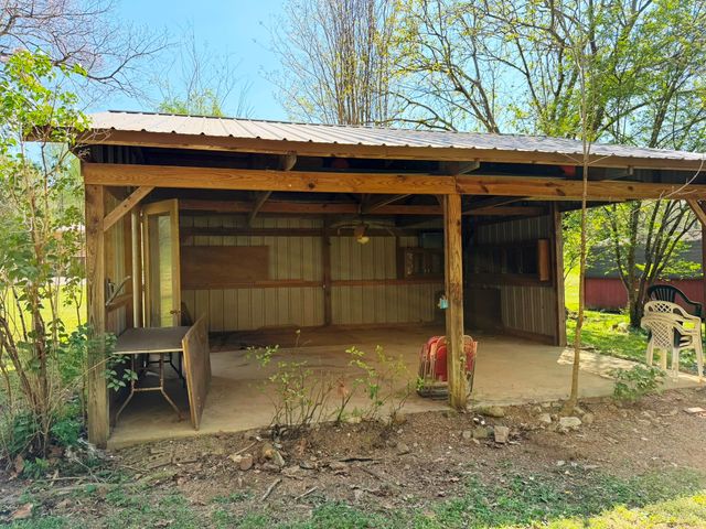120 Brentwood Drive, Dickson, TN 37055