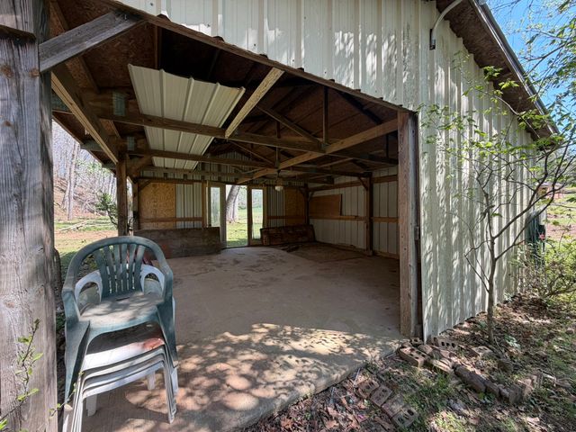 120 Brentwood Drive, Dickson, TN 37055