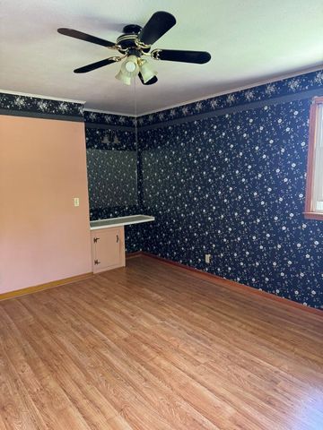 120 Brentwood Drive, Dickson, TN 37055