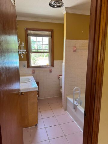 120 Brentwood Drive, Dickson, TN 37055