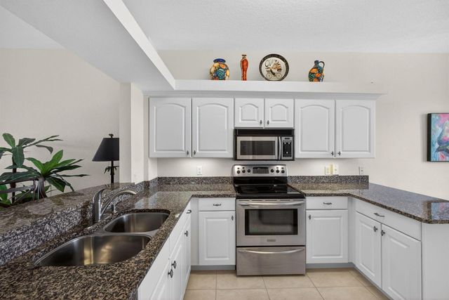 370 Golfview Road 503, North Palm Beach, FL 33408