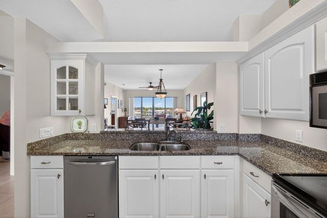 370 Golfview Road 503, North Palm Beach, FL 33408