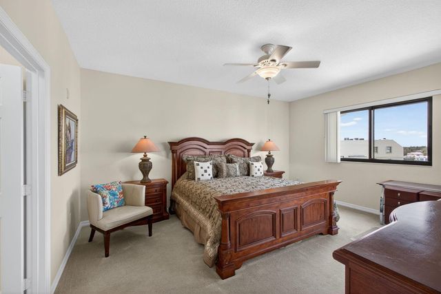 370 Golfview Road 503, North Palm Beach, FL 33408
