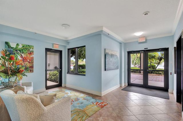 370 Golfview Road 503, North Palm Beach, FL 33408
