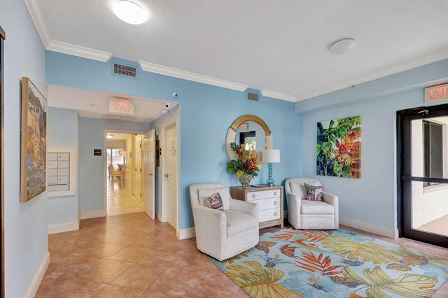 370 Golfview Road 503, North Palm Beach, FL 33408