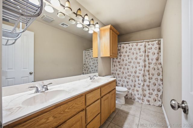 23727 S 413th East Avenue, Porter, OK 74454