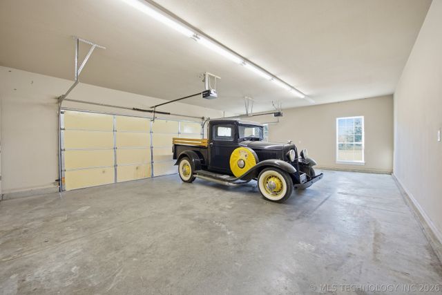 23727 S 413th East Avenue, Porter, OK 74454