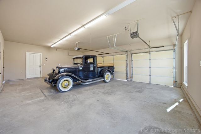 23727 S 413th East Avenue, Porter, OK 74454