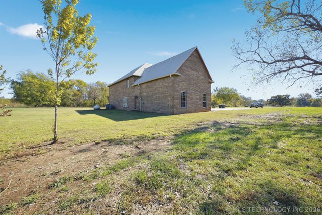 23727 S 413th East Avenue, Porter, OK 74454