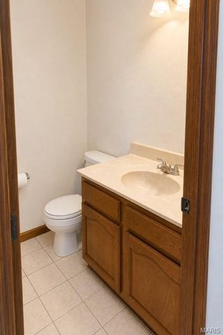 211 E Pottle Avenue, St Louis, MO 63129