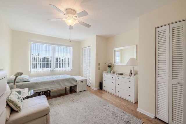 2333 Indian River Boulevard 306, Vero Beach, FL 32960