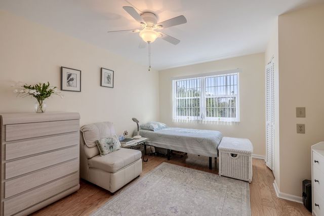 2333 Indian River Boulevard 306, Vero Beach, FL 32960