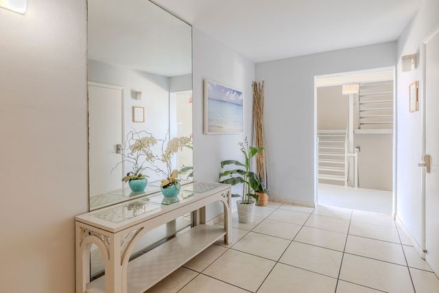 2333 Indian River Boulevard 306, Vero Beach, FL 32960