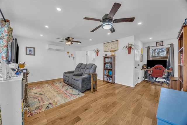 5303 Tioga Court, Granbury, TX 76049