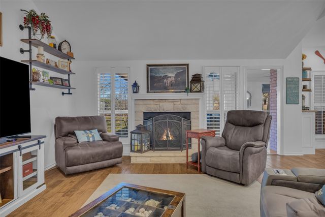 5303 Tioga Court, Granbury, TX 76049