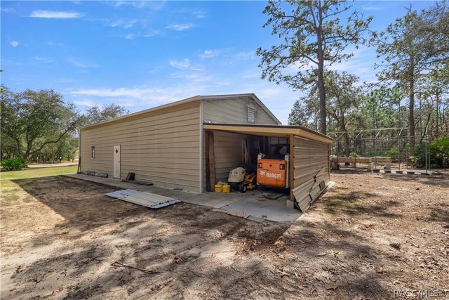 5982 N Maroon Way, Beverly Hills, FL 34465