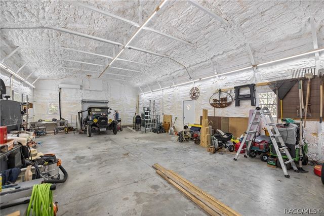 5982 N Maroon Way, Beverly Hills, FL 34465