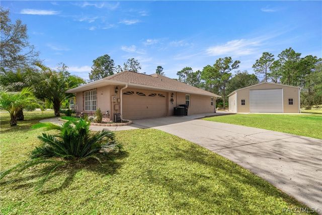 5982 N Maroon Way, Beverly Hills, FL 34465