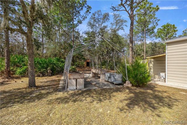 5982 N Maroon Way, Beverly Hills, FL 34465