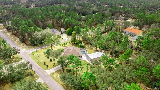 5982 N Maroon Way, Beverly Hills, FL 34465