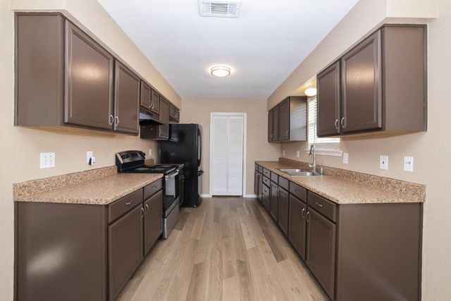 9815 Caballero Drive, Houston, TX 77078