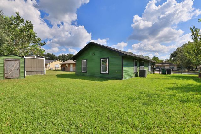 9815 Caballero Drive, Houston, TX 77078