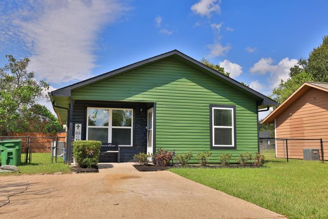9815 Caballero Drive, Houston, TX 77078