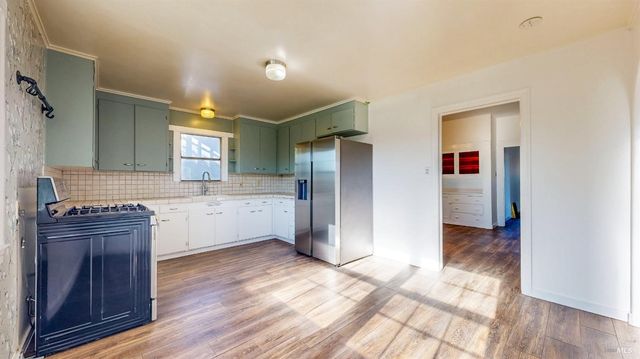 316 Vallejo St, Petaluma, CA 94952