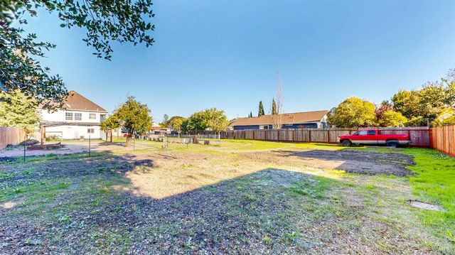 316 Vallejo St, Petaluma, CA 94952