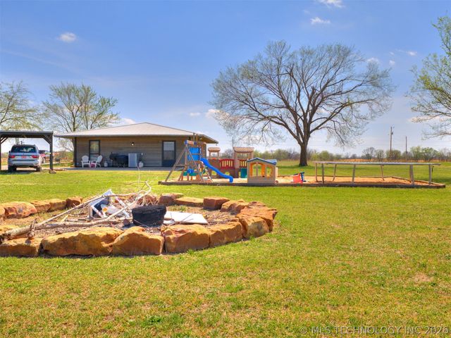 17515 Harreld Road, Beggs, OK 74421