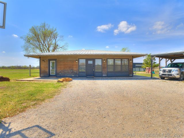 17515 Harreld Road, Beggs, OK 74421