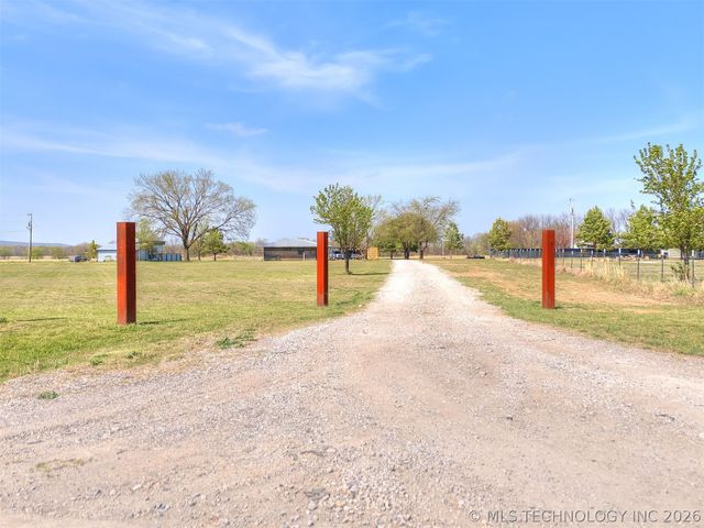 17515 Harreld Road, Beggs, OK 74421