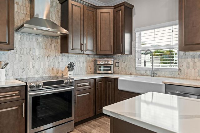 6412 KEY ISLAND AVENUE, Apollo Beach, FL 33572