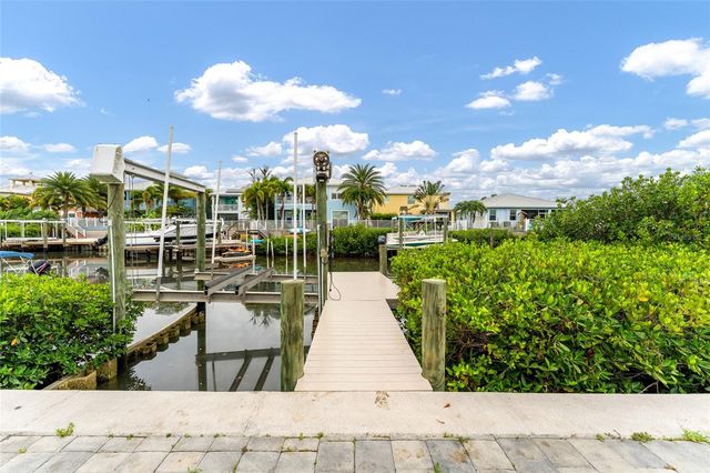 6412 KEY ISLAND AVENUE, Apollo Beach, FL 33572