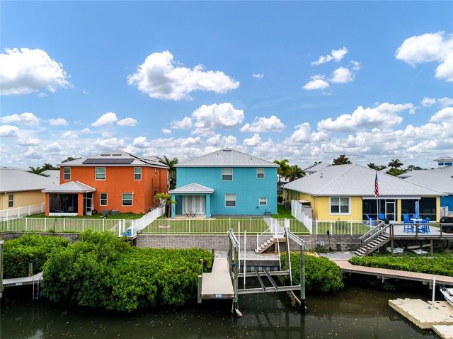 6412 KEY ISLAND AVENUE, Apollo Beach, FL 33572