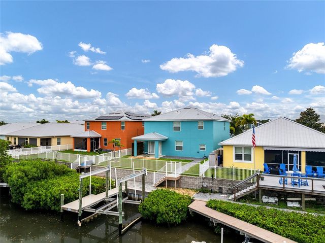 6412 KEY ISLAND AVENUE, Apollo Beach, FL 33572