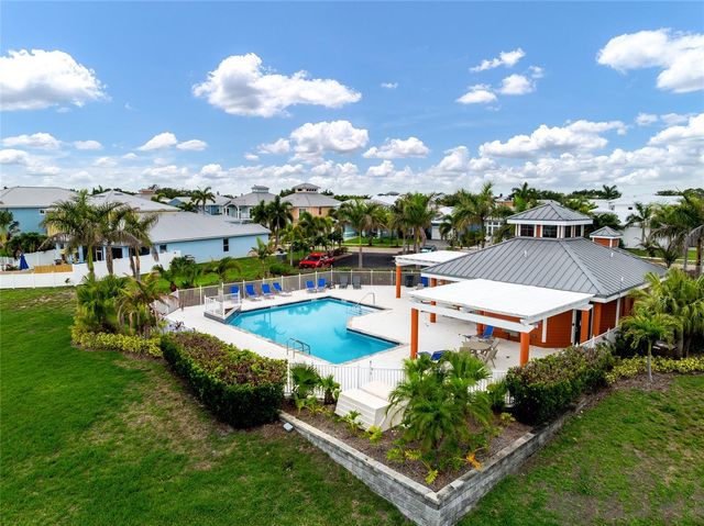 6412 KEY ISLAND AVENUE, Apollo Beach, FL 33572