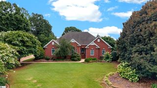 143 W Woodglen Road, Spartanburg, SC 29301