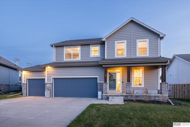 20459 E Street, Omaha, NE 68022